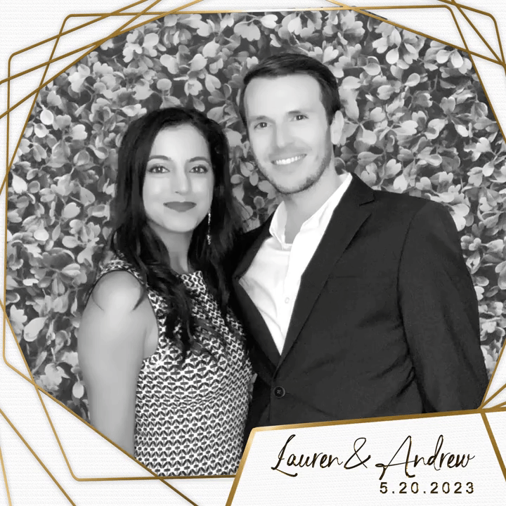 boomerang effect photo booth. Maryland's choice for fun and entertaining photo booth services