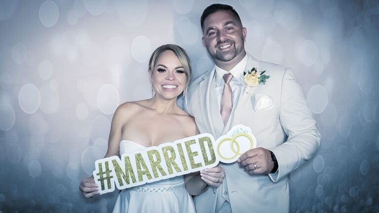 Wedding-photo-booth-rentals