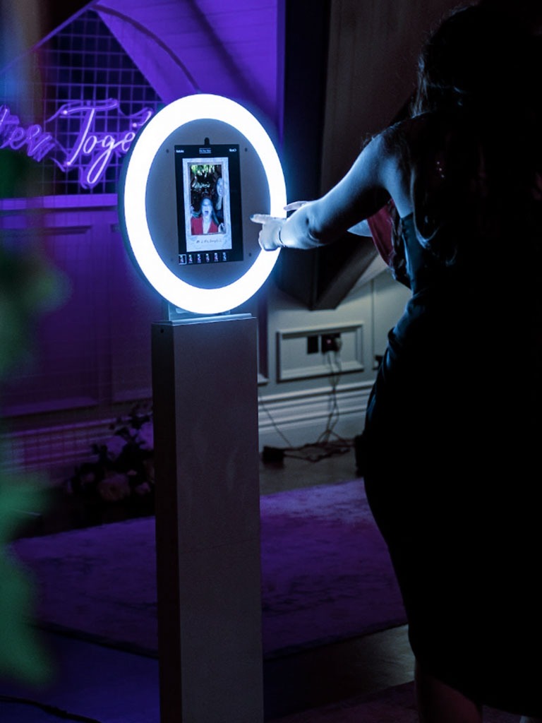 Bringing the magic of Maryland to life through our professional photo booth services