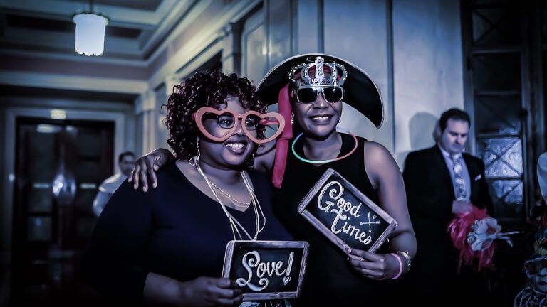 Let our Mirror Memories Photo Station preserve your special moments.