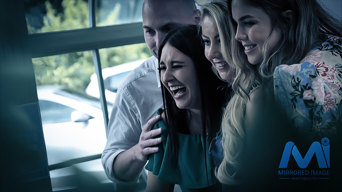 photo booth happiness