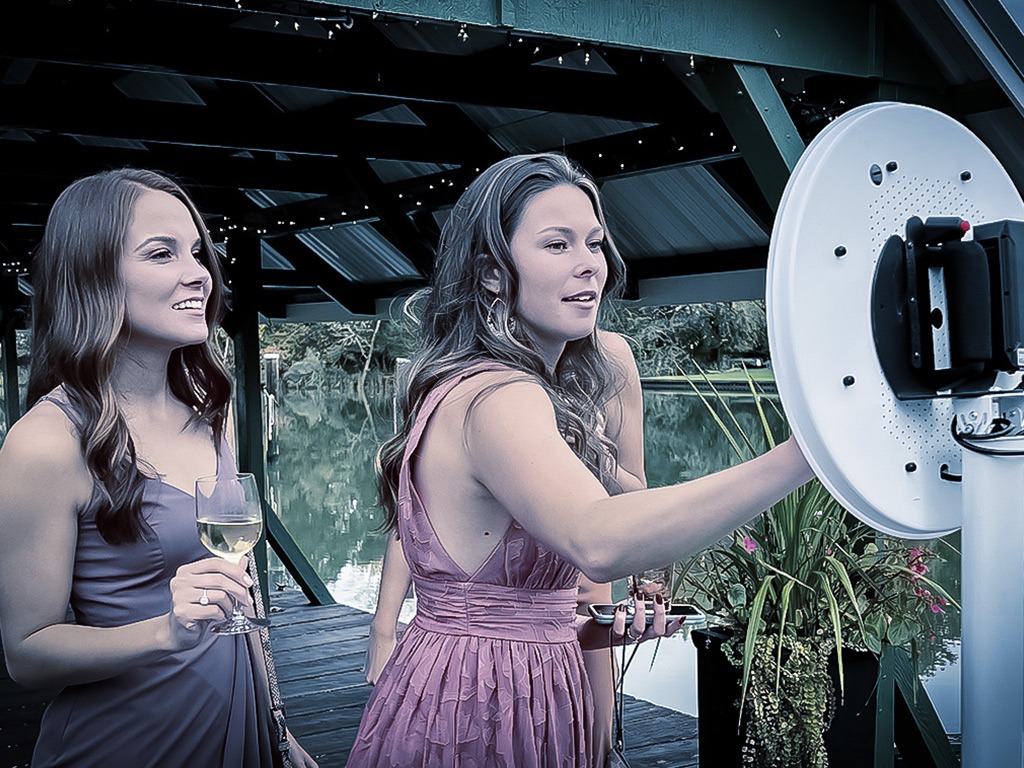 roamer-on-a-stand-2 Roaming Photo Booth roamer-in-action